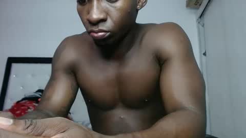 Snapshot of zousxxx chatting on January 24, 2:28 am zousxxx online show from January 24, 2:28 am