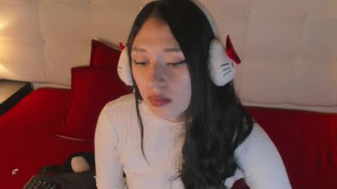 Snapshot of zowi_hottiee chatting on March 5, 5:29 am cintya kors online show from March 5, 5:29 am