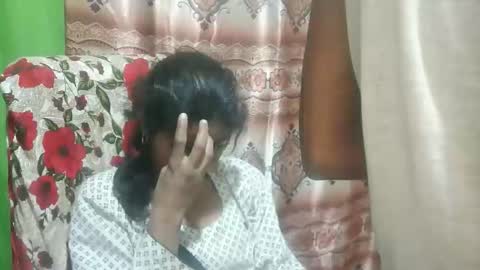 zoyakhan803 online show from October 28, 7:59 pm