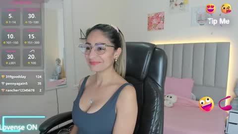 Zulay  online show from February 27, 7:39 pm