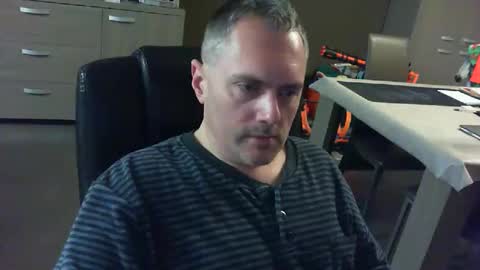 zultem online show from November 28, 5:04 am