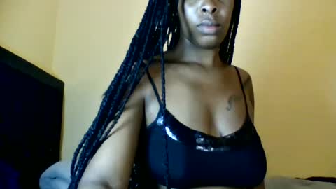zurivelvetstudio online show from June 12, 6:51 pm