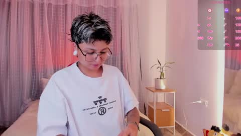 Zury Ramirez online show from April 2, 11:22 pm