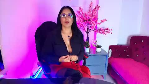 Zuzana21 online show from June 18, 12:54 pm