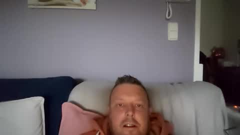 zwartepanda online show from March 11, 3:04 pm