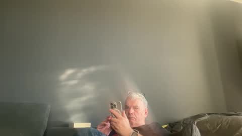 zwickauer1969 online show from October 21, 7:35 am