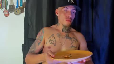 zyon garcia online show from December 19, 10:02 am