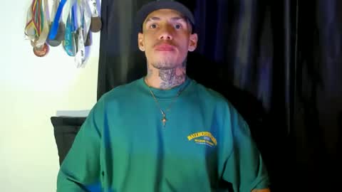 zyon garcia online show from February 14, 11:53 am