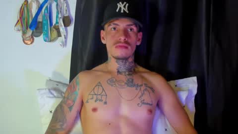 zyon garcia online show from January 20, 9:53 pm